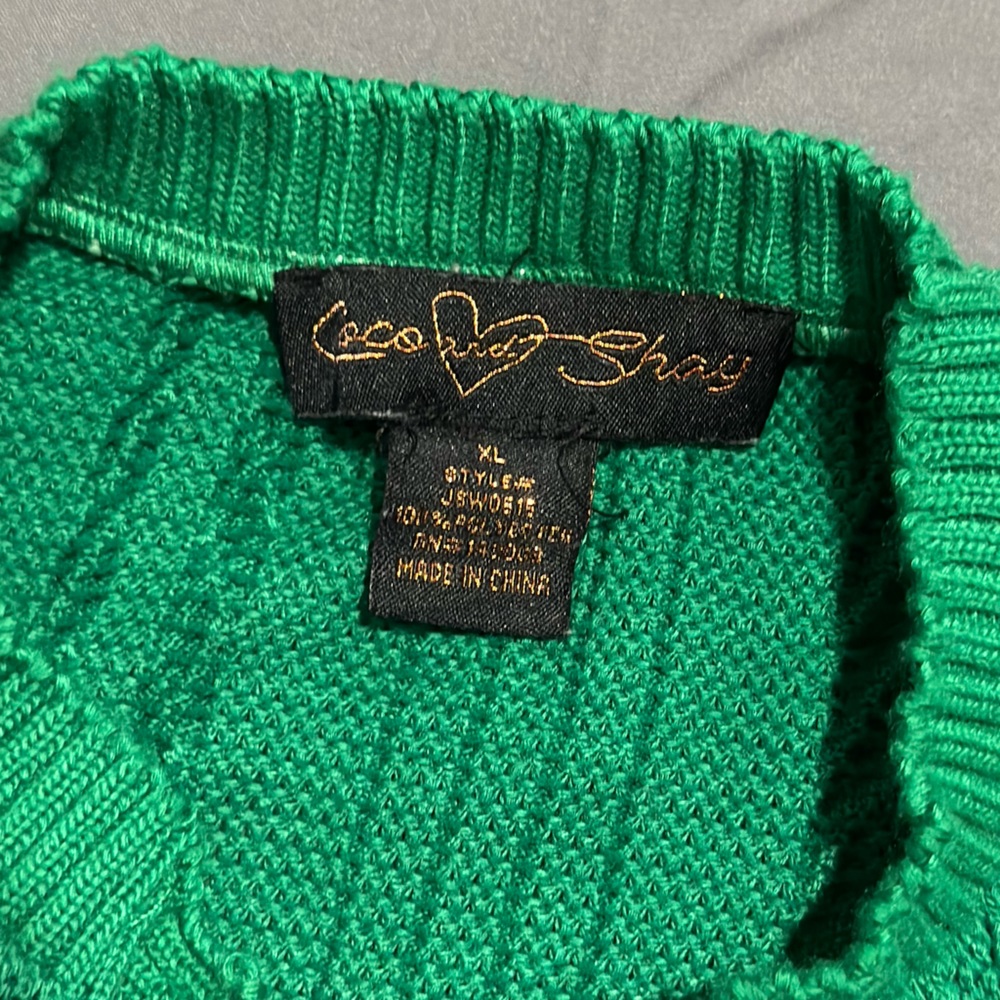 Green Button Up Top - Picture 2 of 2